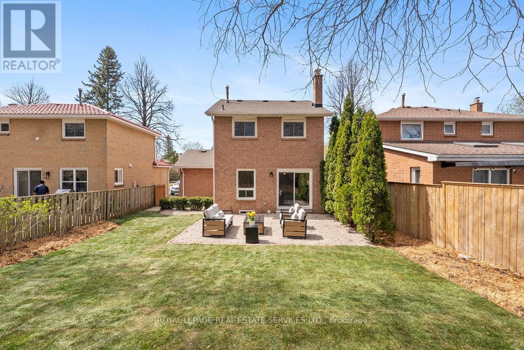 












143 SPEYSIDE DRIVE

,
Oakville,




Ontario
L6L5Y1

