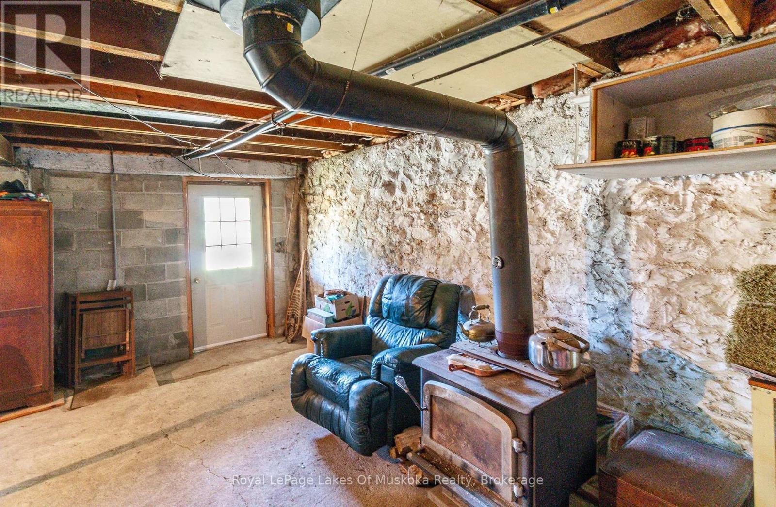 












404 STISTED ROAD

,
Ryerson,




Ontario
P0A1C0

