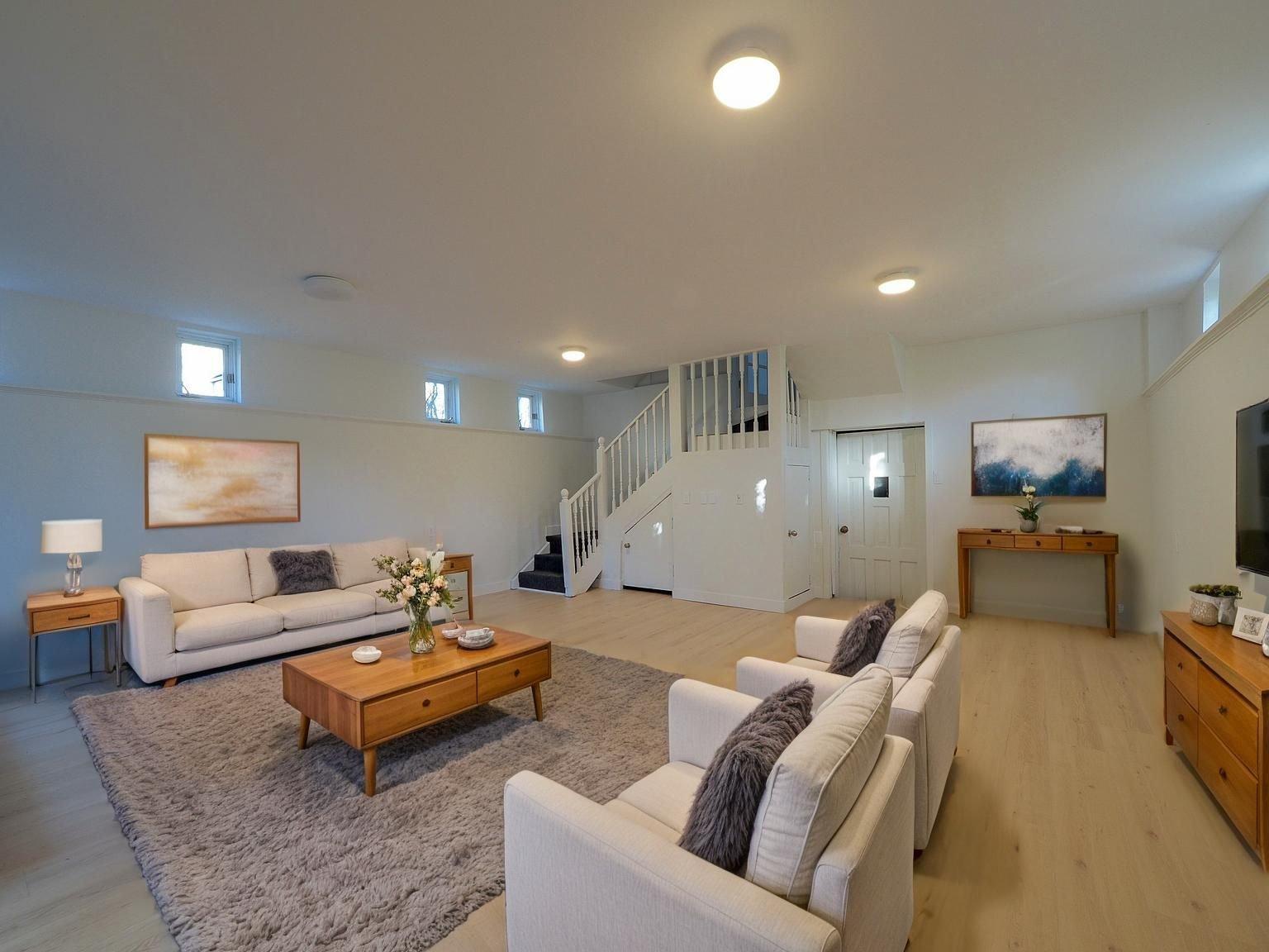 









43


Rue Boisvert

,
Trois-Rivières,




QC
G8T1V5


