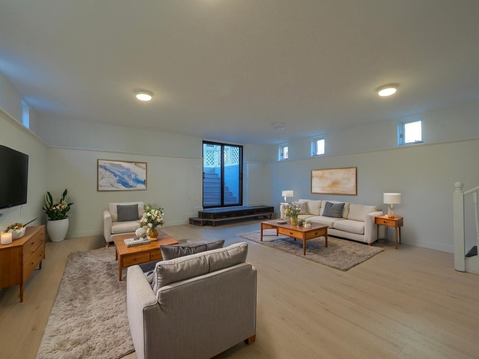 









43


Rue Boisvert

,
Trois-Rivières,




QC
G8T1V5

