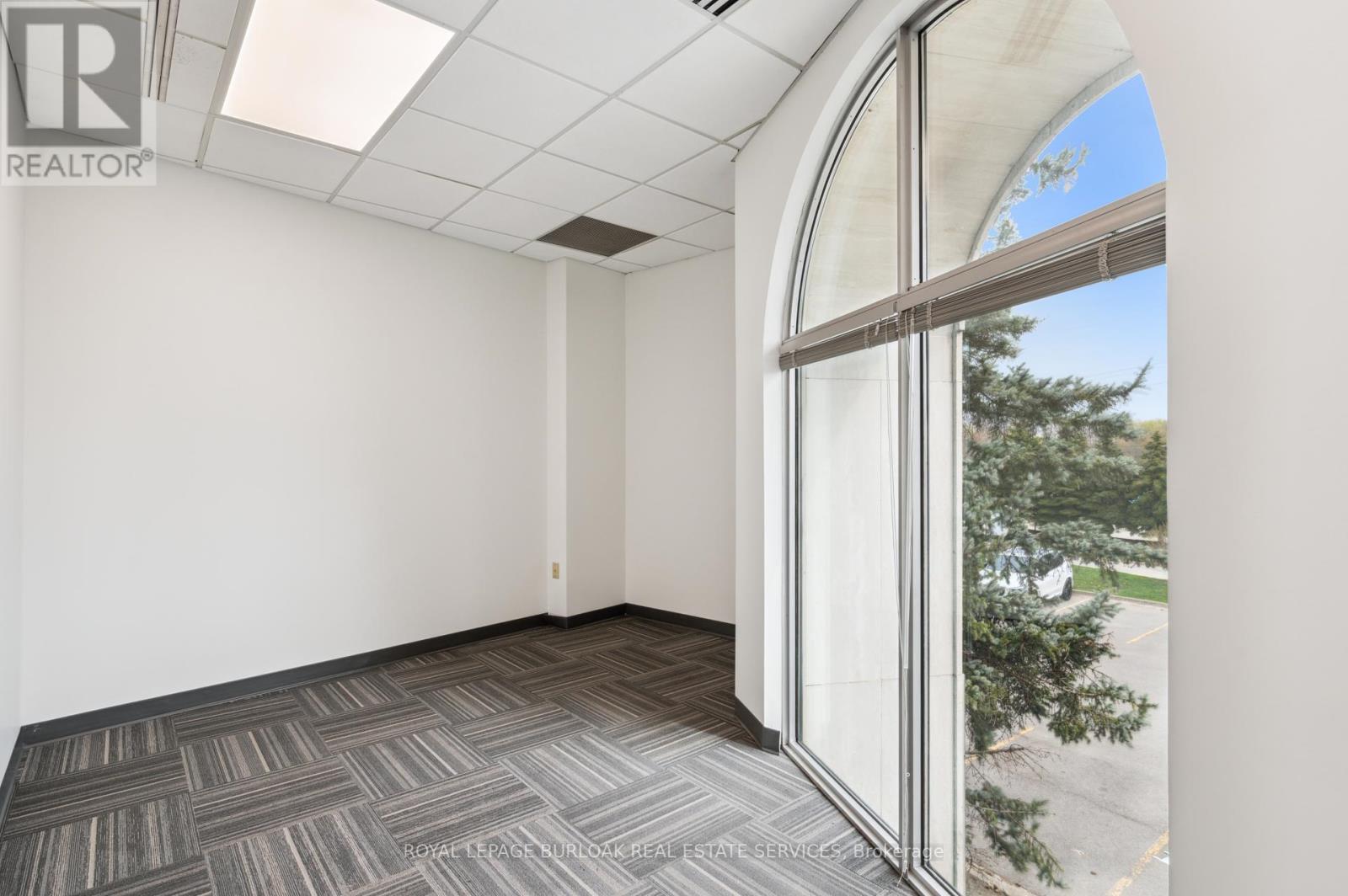 












201 - 3430 SOUTH SERVICE ROAD

,
Burlington,




Ontario
L7N3T9

