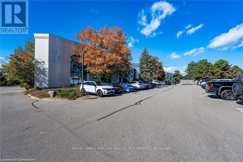 












201 - 3430 SOUTH SERVICE ROAD

,
Burlington,




Ontario
L7N3T9

