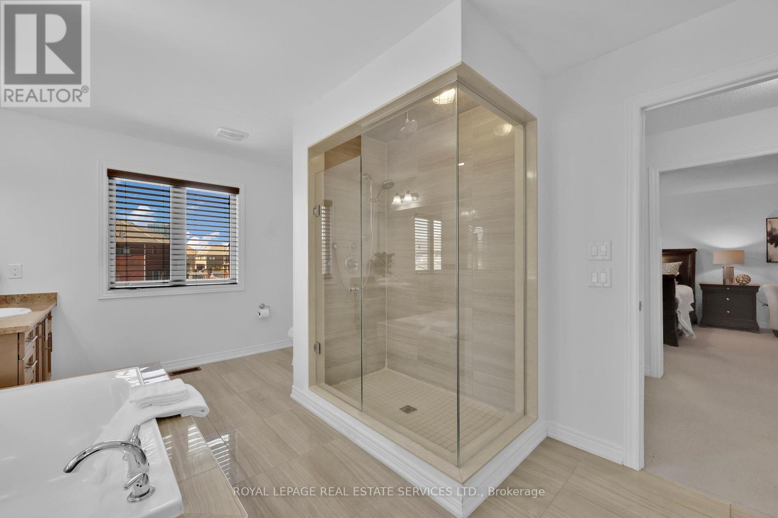 












60 VALLEYWAY DRIVE W

,
Brampton,




Ontario
L6X5G1

