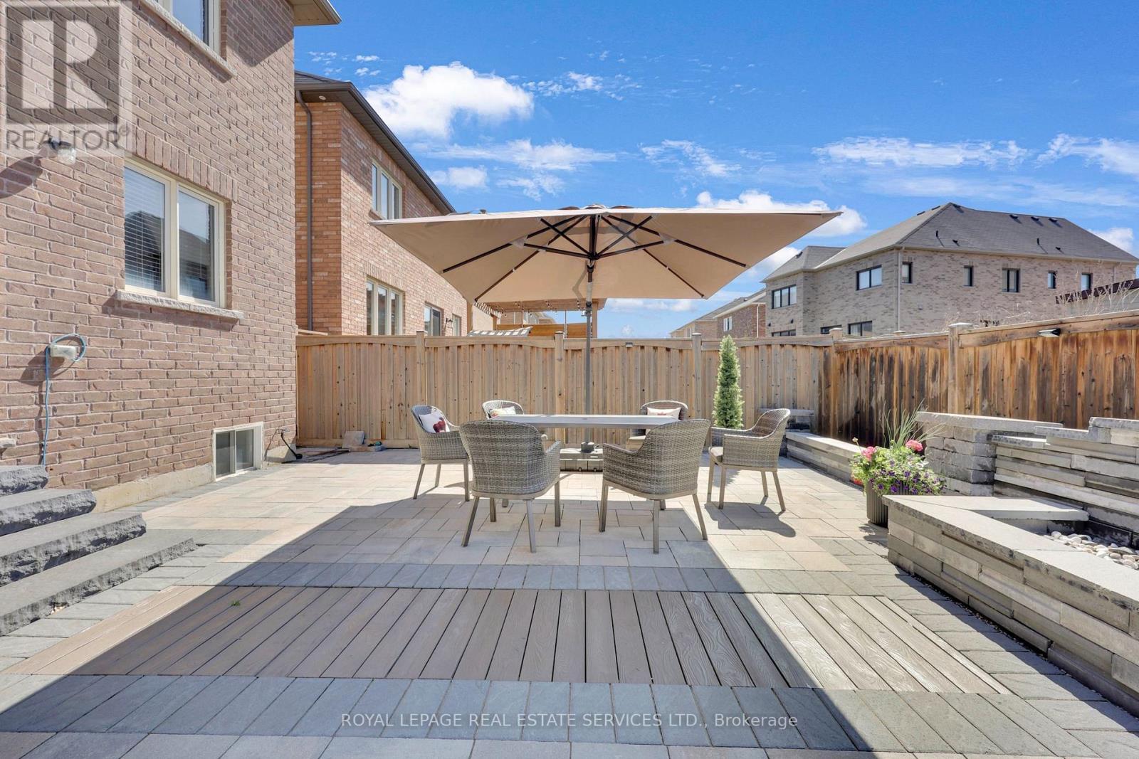 












60 VALLEYWAY DRIVE W

,
Brampton,




Ontario
L6X5G1

