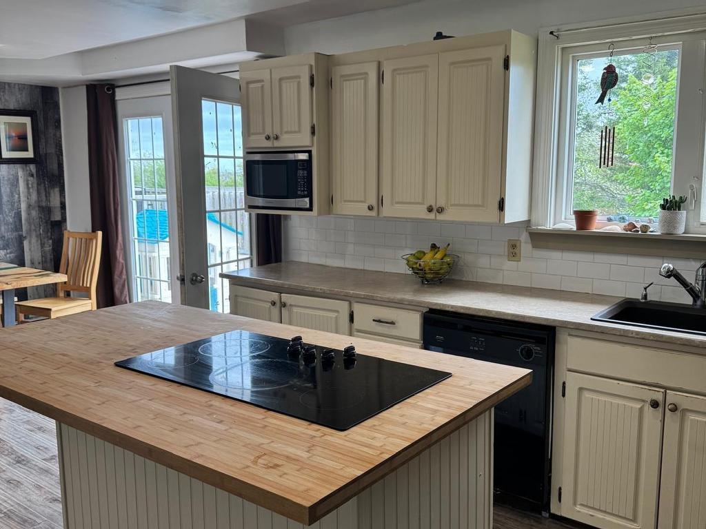 












7094 Main Street

,
North Rustico,




PE
C0A 1X0

