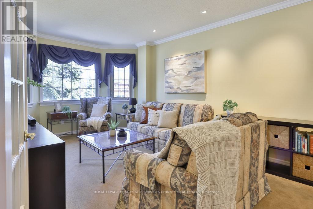 












391 MARCH CRESCENT

,
Oakville,




Ontario
L6H5X7

