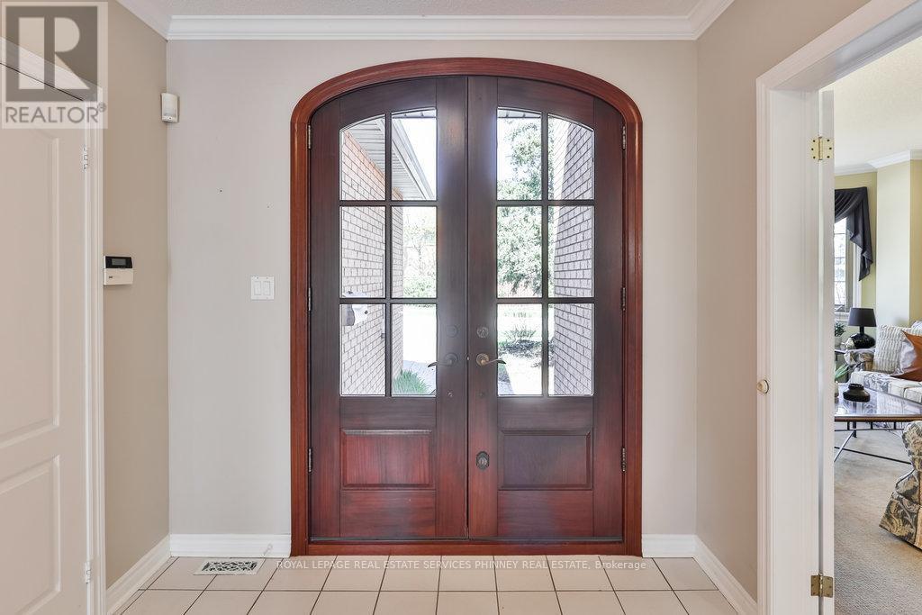 












391 MARCH CRESCENT

,
Oakville,




Ontario
L6H5X7

