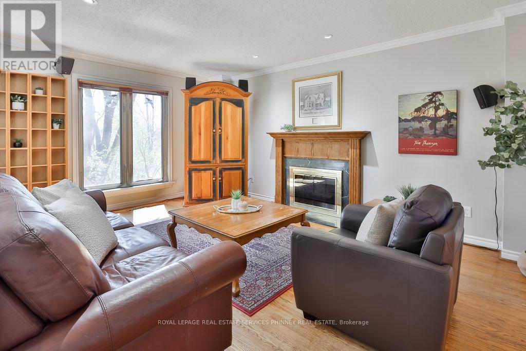 












391 MARCH CRESCENT

,
Oakville,




Ontario
L6H5X7

