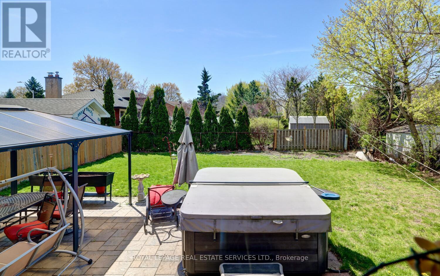 












163 BENDAMERE AVENUE

,
Hamilton,




Ontario
L9C1N6

