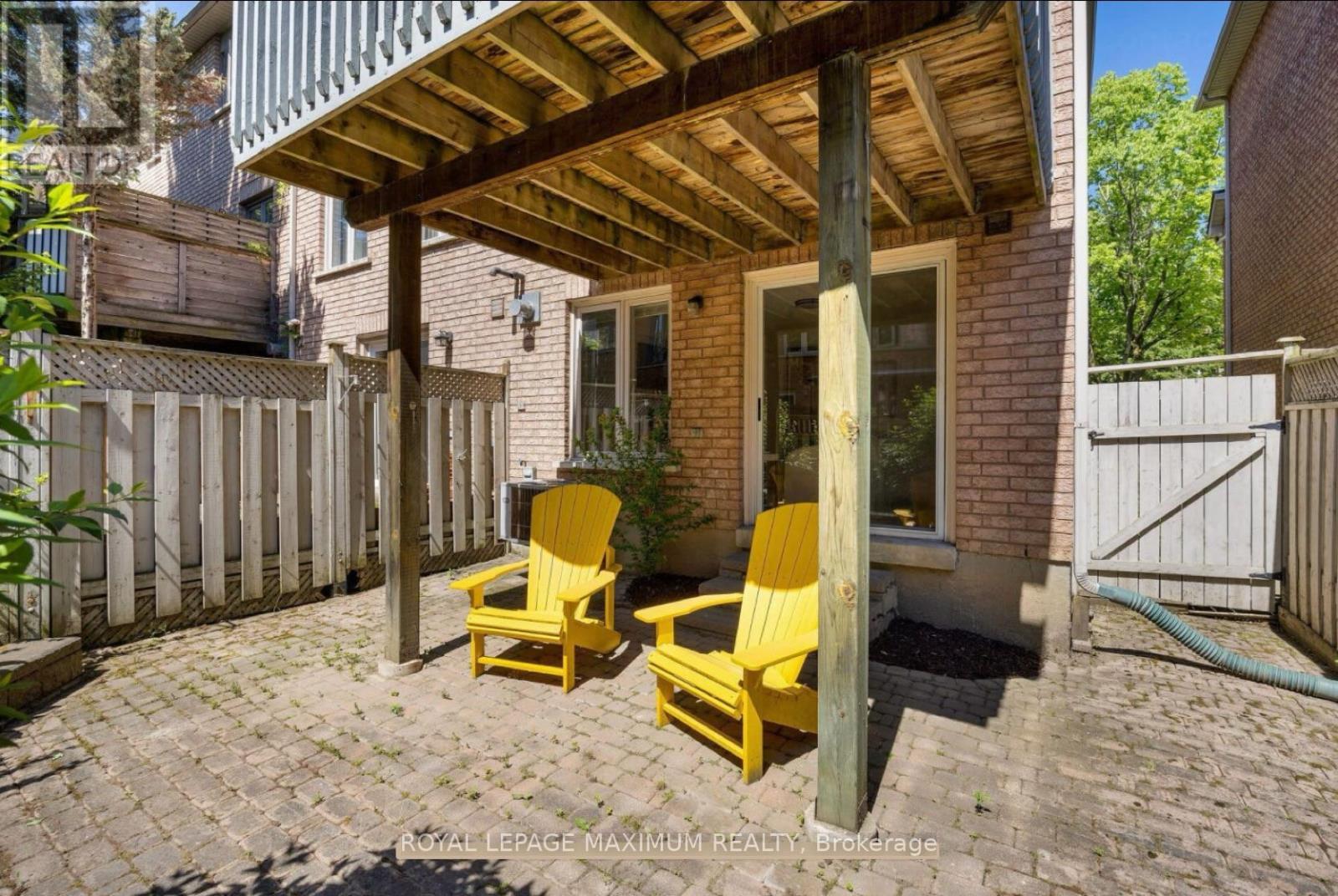 












25 BLUEWATER COURT

,
Toronto,




Ontario
M8V4A7

