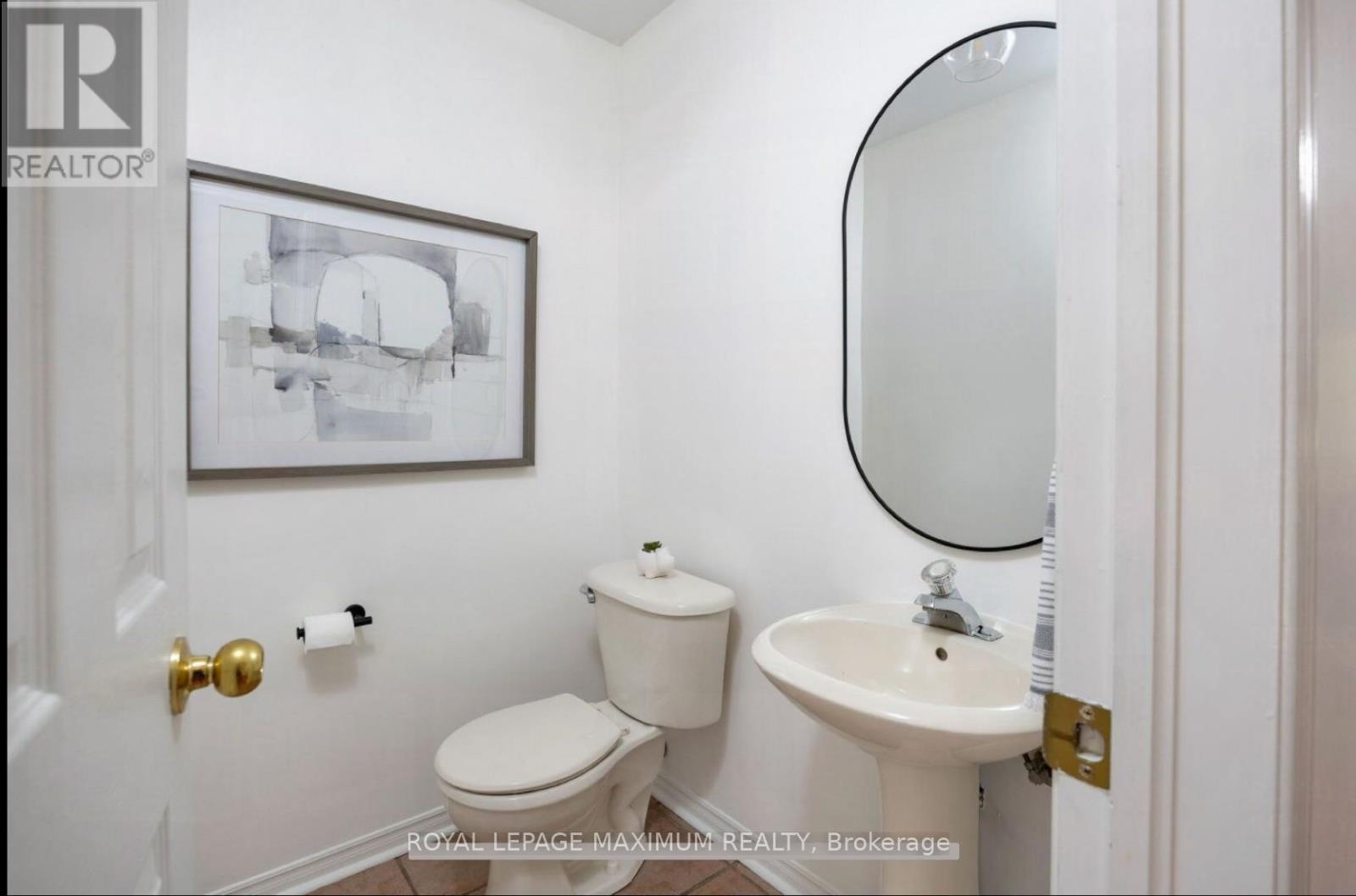 












25 BLUEWATER COURT

,
Toronto,




Ontario
M8V4A7

