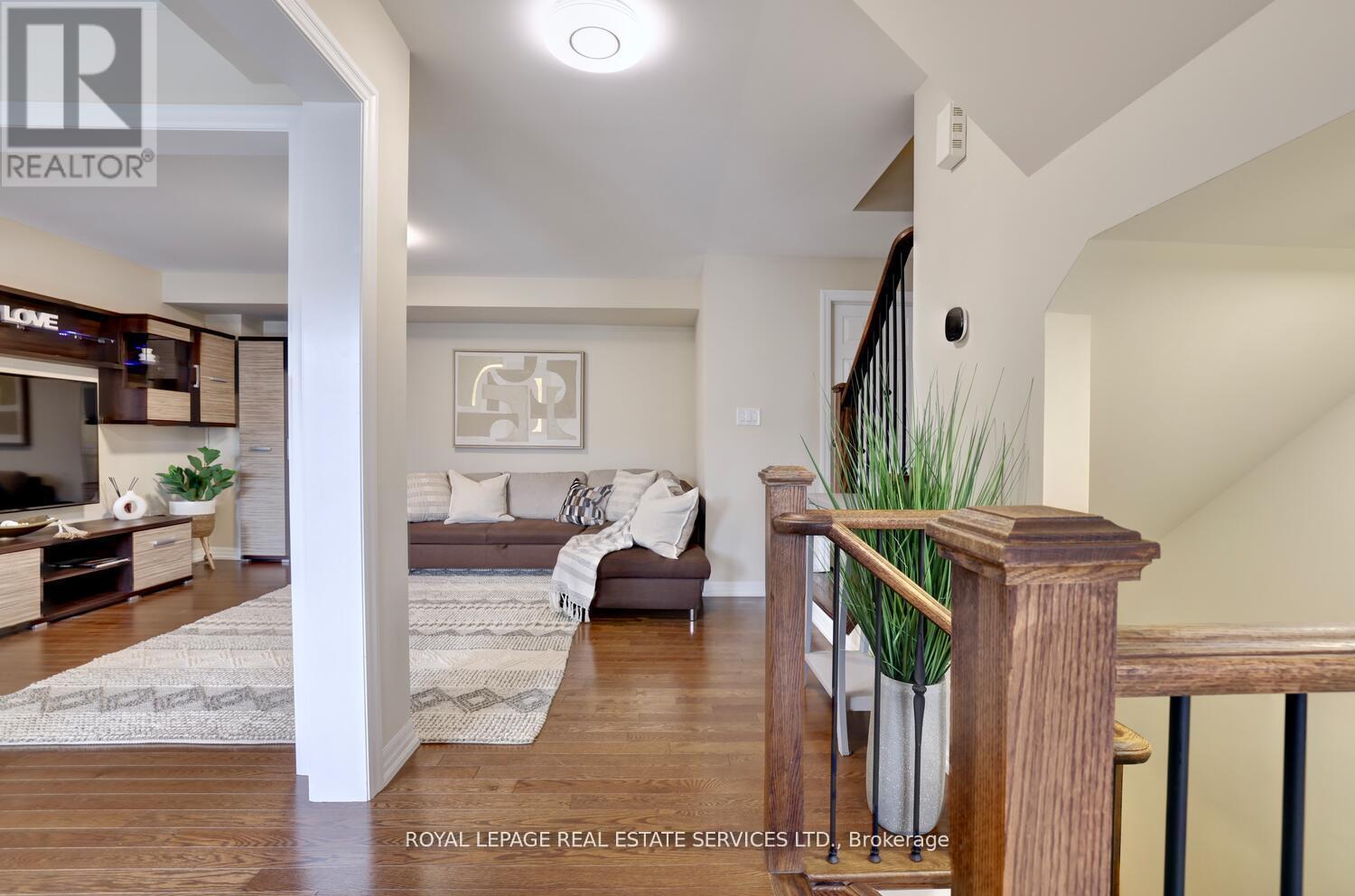 












1234 ROSE WAY

,
Milton,




Ontario
L9E1L9

