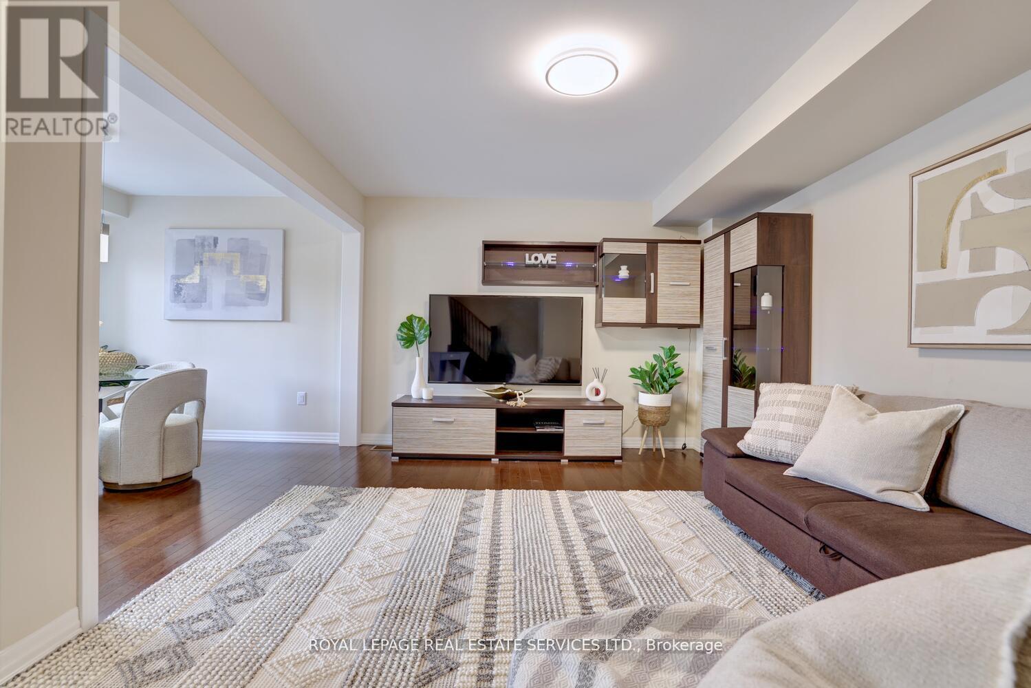 












1234 ROSE WAY

,
Milton,




Ontario
L9E1L9

