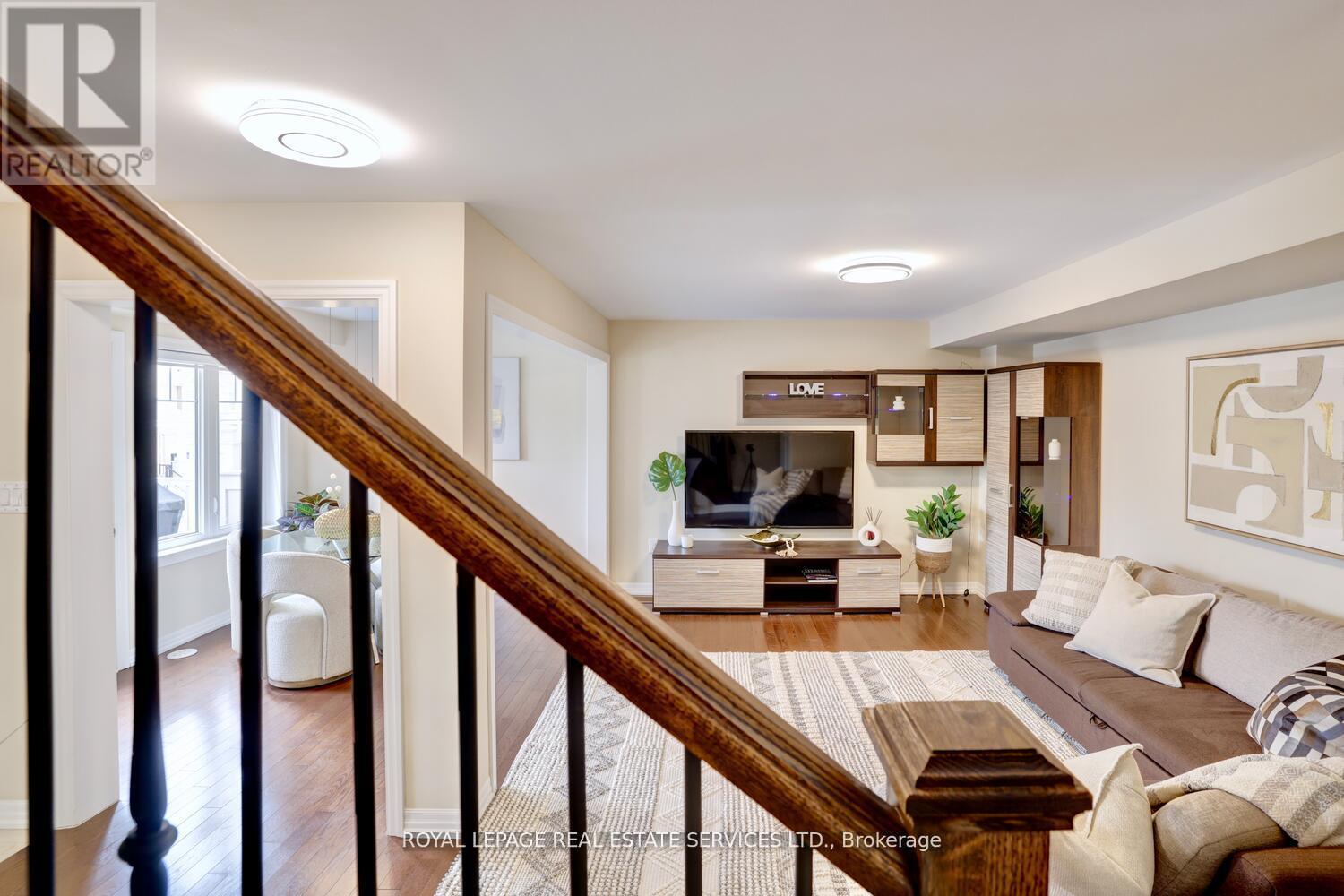 












1234 ROSE WAY

,
Milton,




Ontario
L9E1L9

