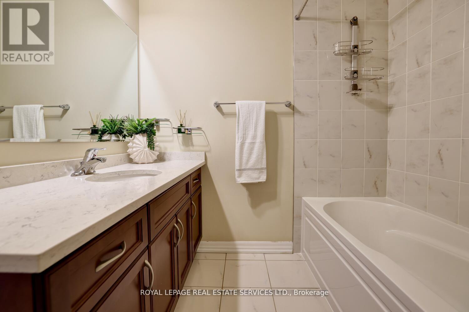 












1234 ROSE WAY

,
Milton,




Ontario
L9E1L9


