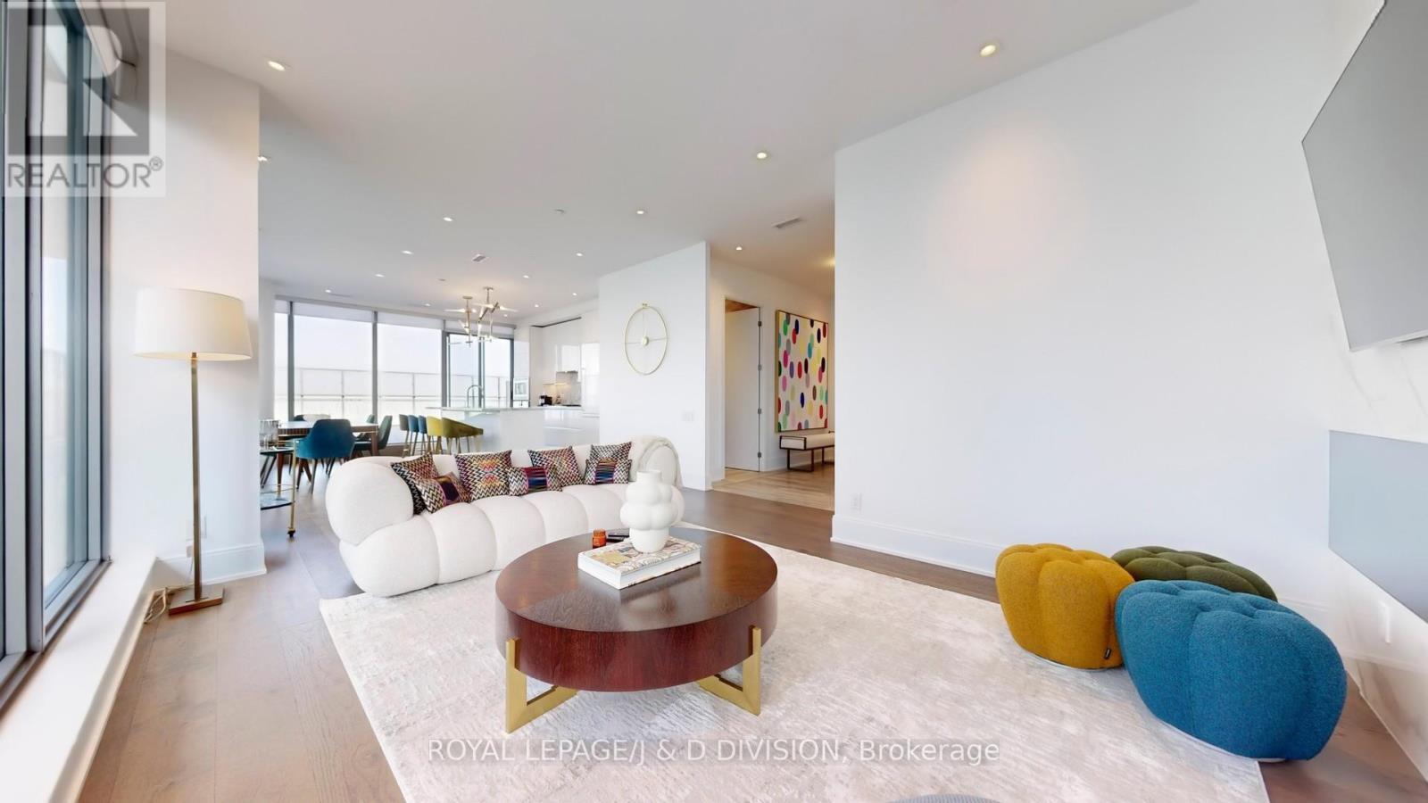 












5502 - 50 CHARLES STREET E

,
Toronto,




Ontario
M4Y0C3

