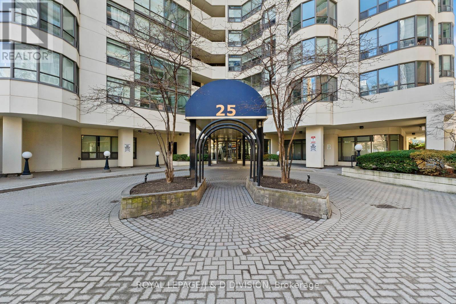 












1708 - 25 MAITLAND STREET

,
Toronto,




Ontario
M4Y2W1


