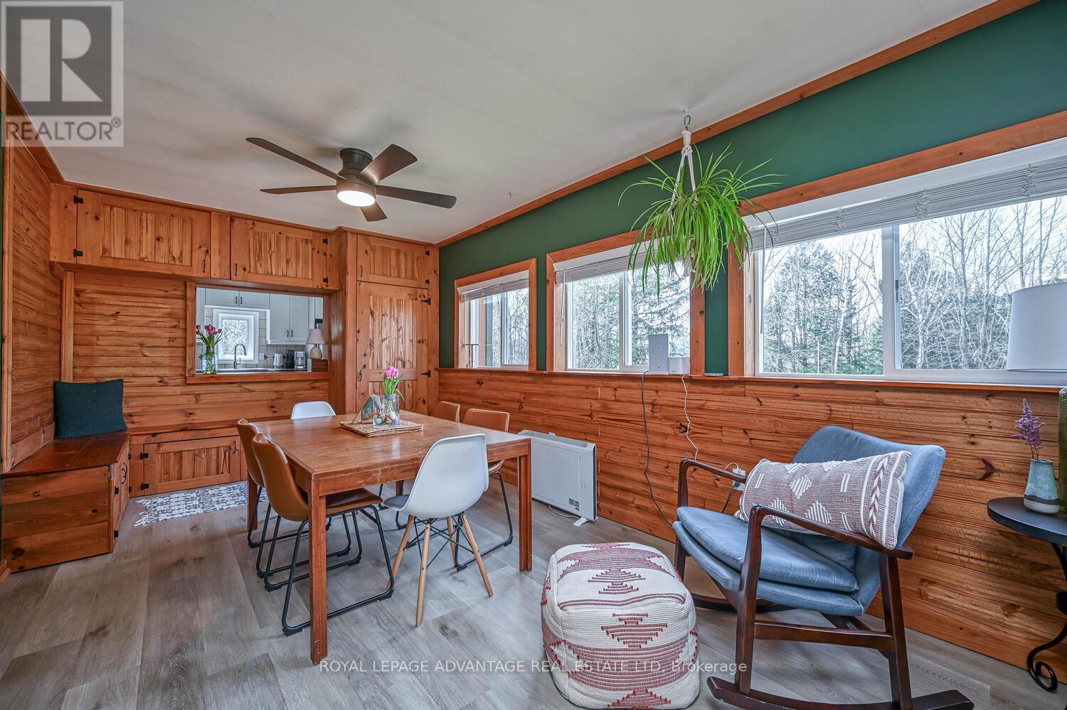 












163 LYNDHURST ROAD

,
Leeds and the Thousand Islands,




Ontario
K0E1N0

