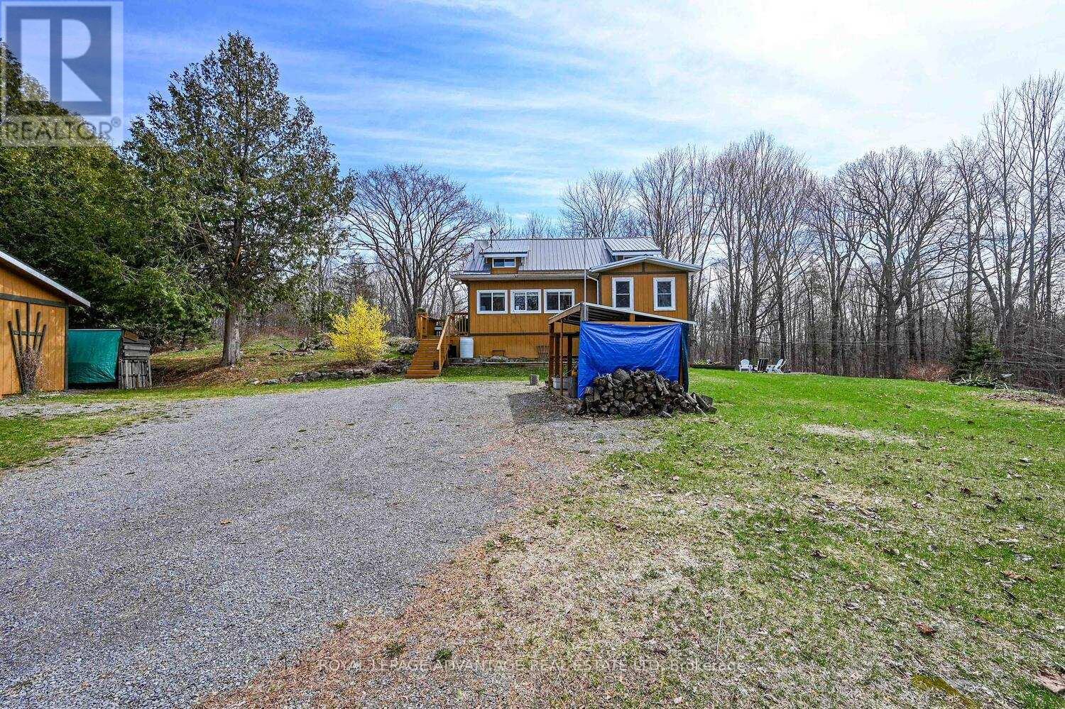 












163 LYNDHURST ROAD

,
Leeds and the Thousand Islands,




Ontario
K0E1N0

