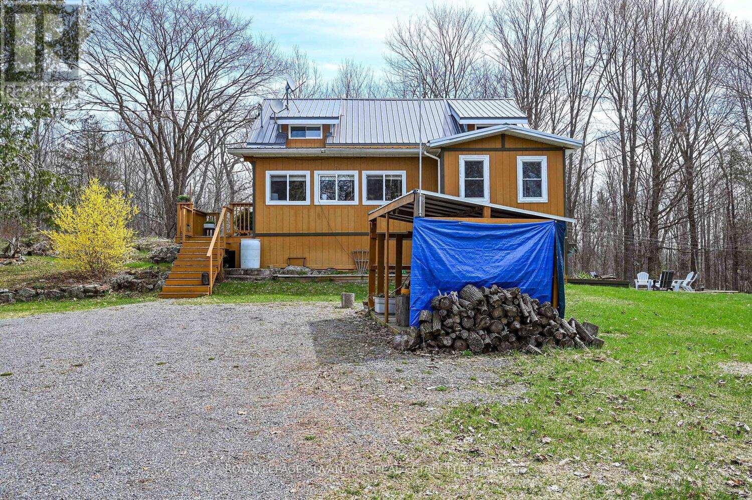 












163 LYNDHURST ROAD

,
Leeds and the Thousand Islands,




Ontario
K0E1N0


