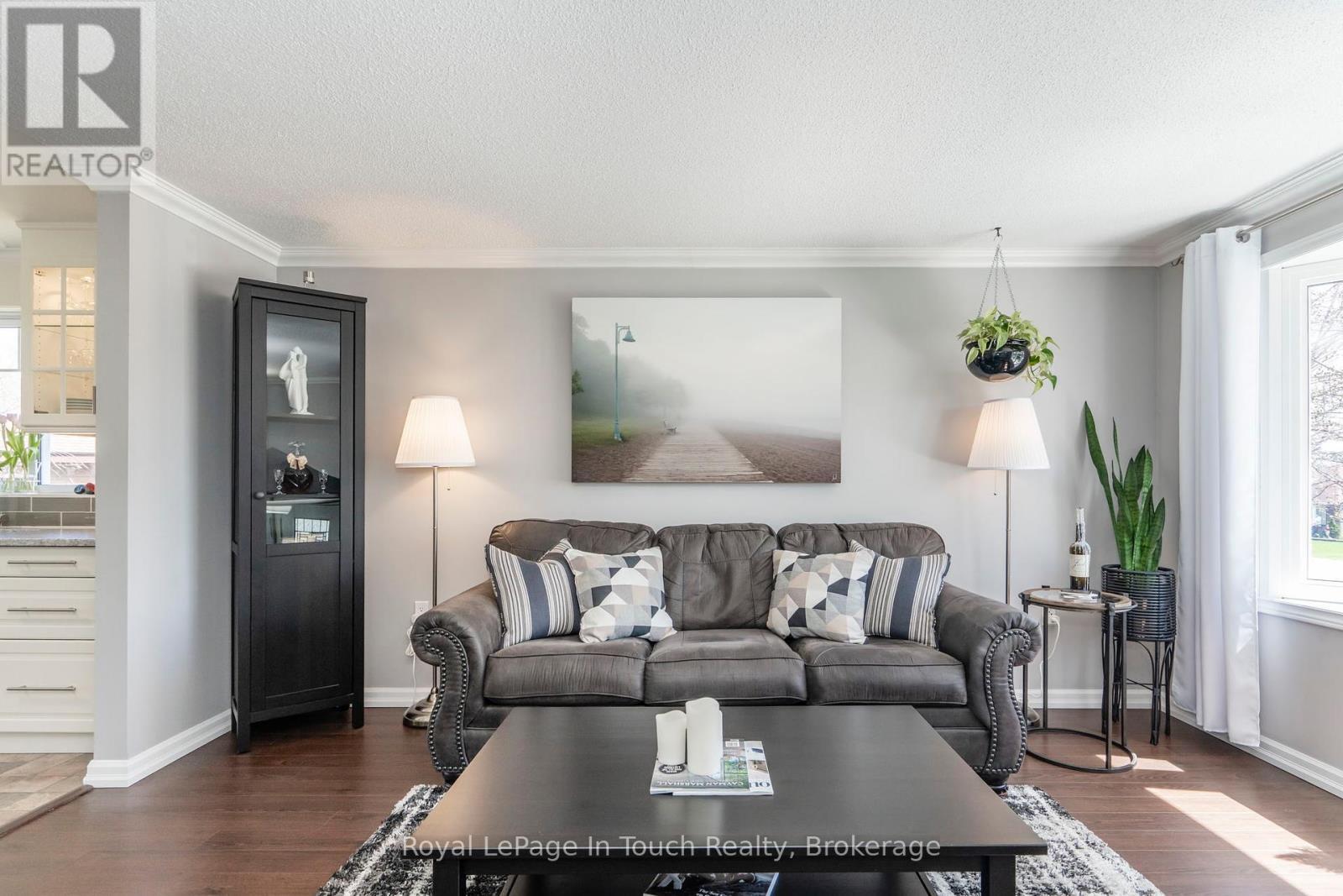 












362 GALLOWAY BOULEVARD

,
Midland,




Ontario
L4R5B2

