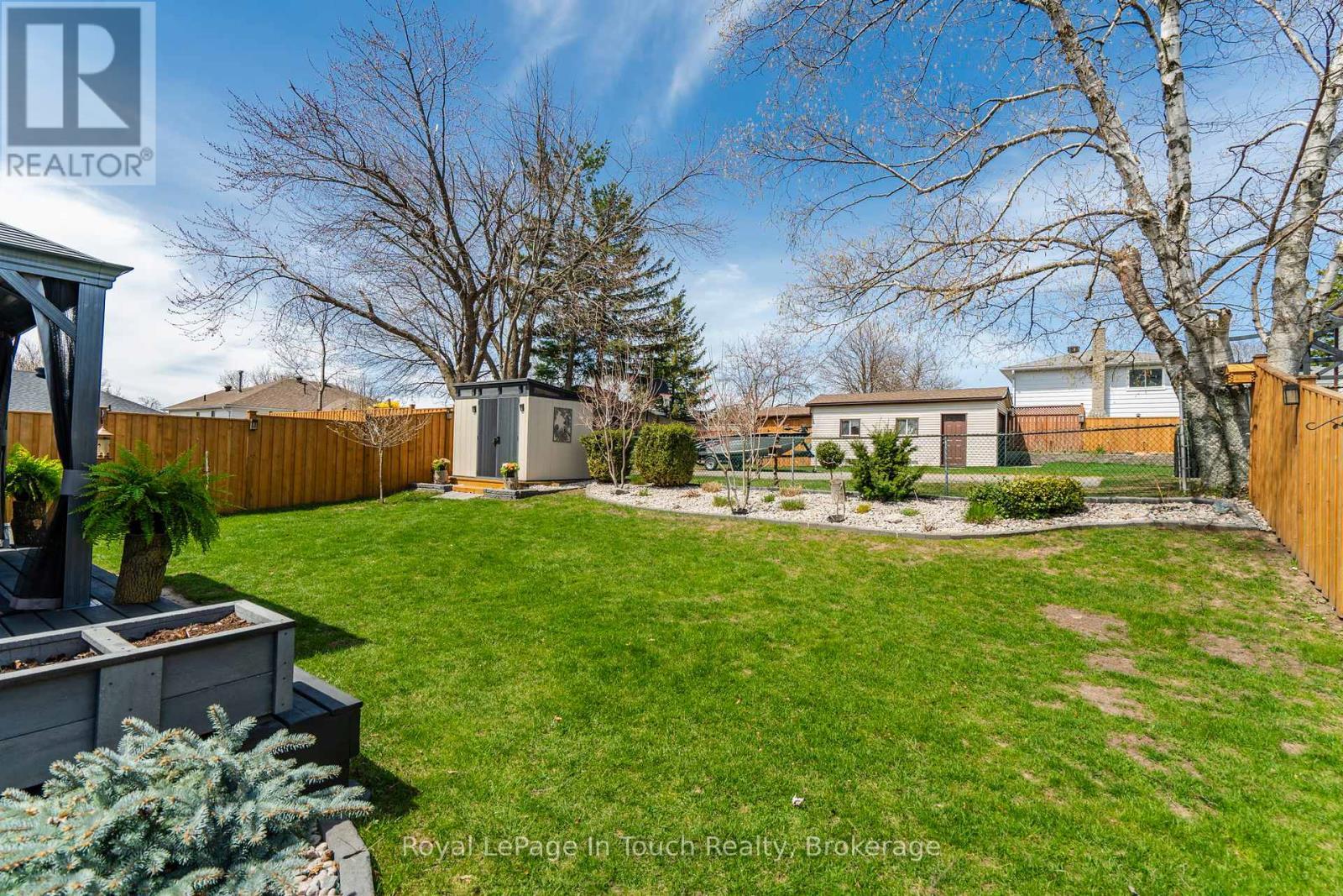 












362 GALLOWAY BOULEVARD

,
Midland,




Ontario
L4R5B2

