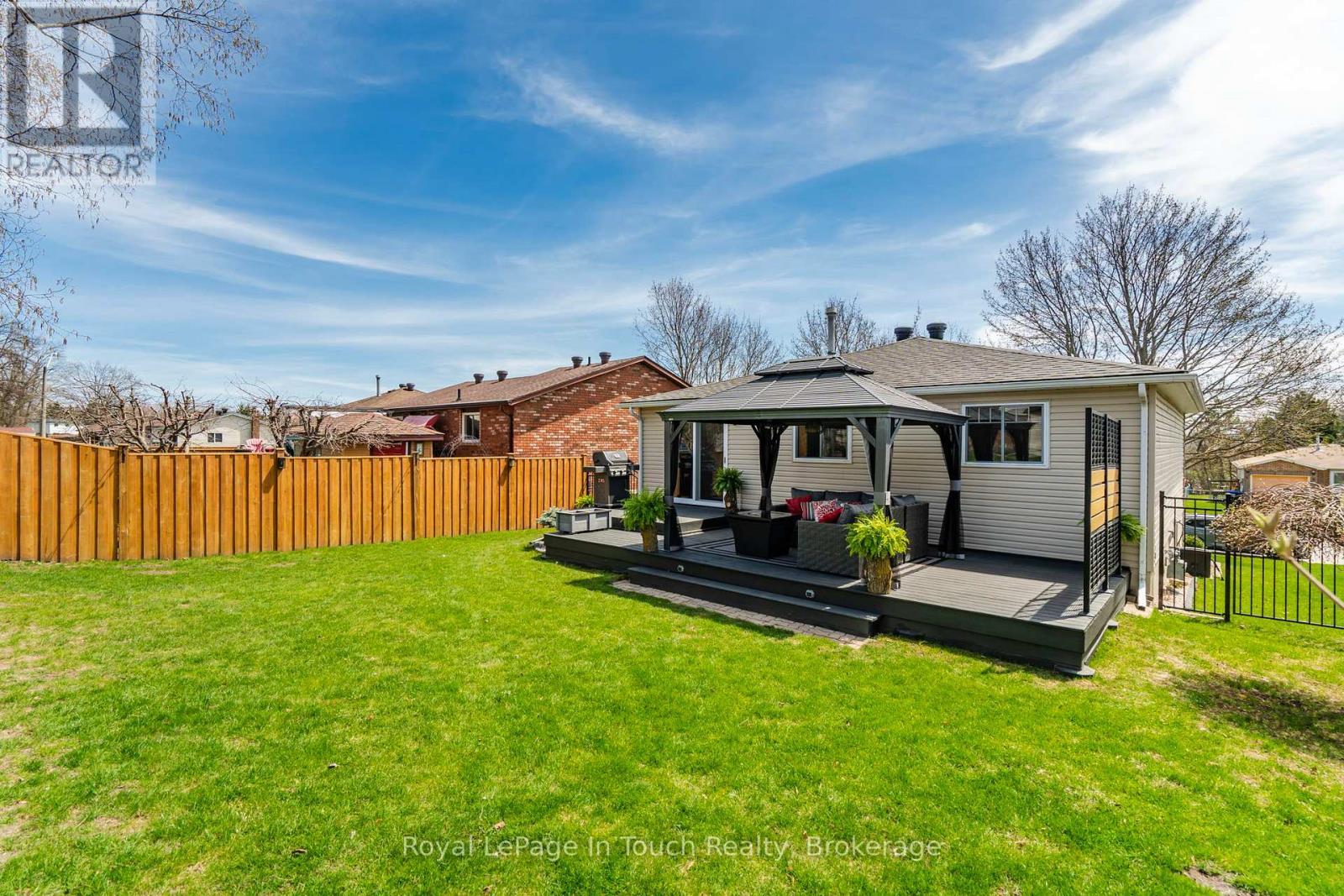 












362 GALLOWAY BOULEVARD

,
Midland,




Ontario
L4R5B2

