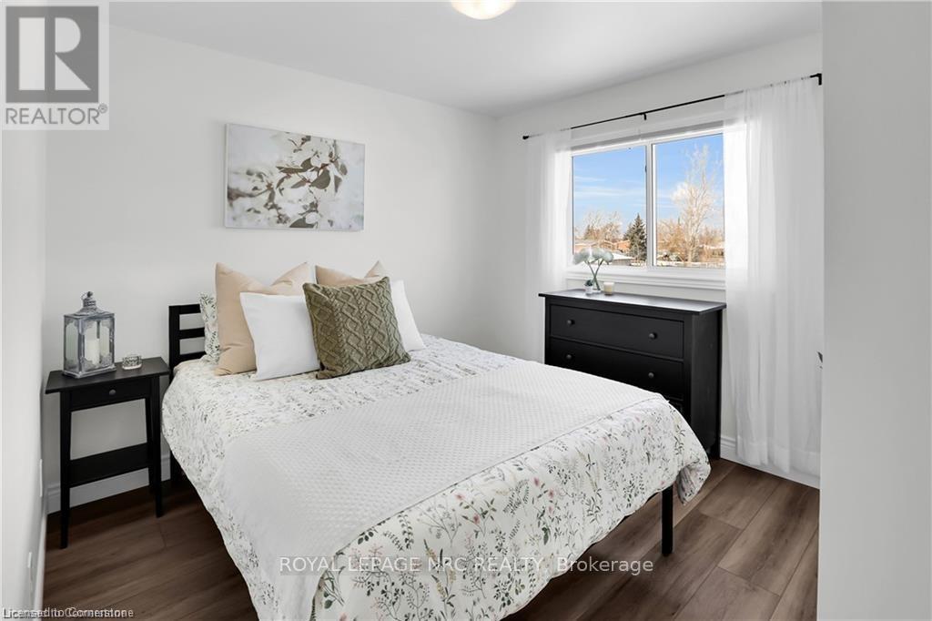 












4943 HOMESTEAD DRIVE

,
Lincoln,




Ontario
L3J0C7

