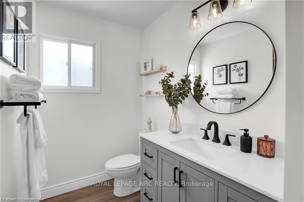 












4943 HOMESTEAD DRIVE

,
Lincoln,




Ontario
L3J0C7

