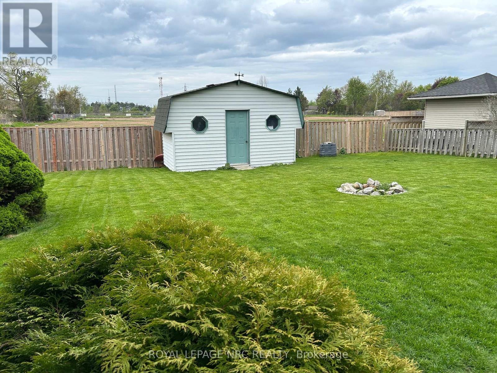 












4943 HOMESTEAD DRIVE

,
Lincoln,




Ontario
L3J0C7

