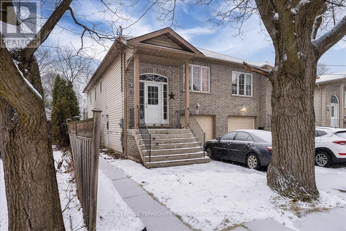 












102 HENRY STREET

,
Barrie,




Ontario
L4N1C8

