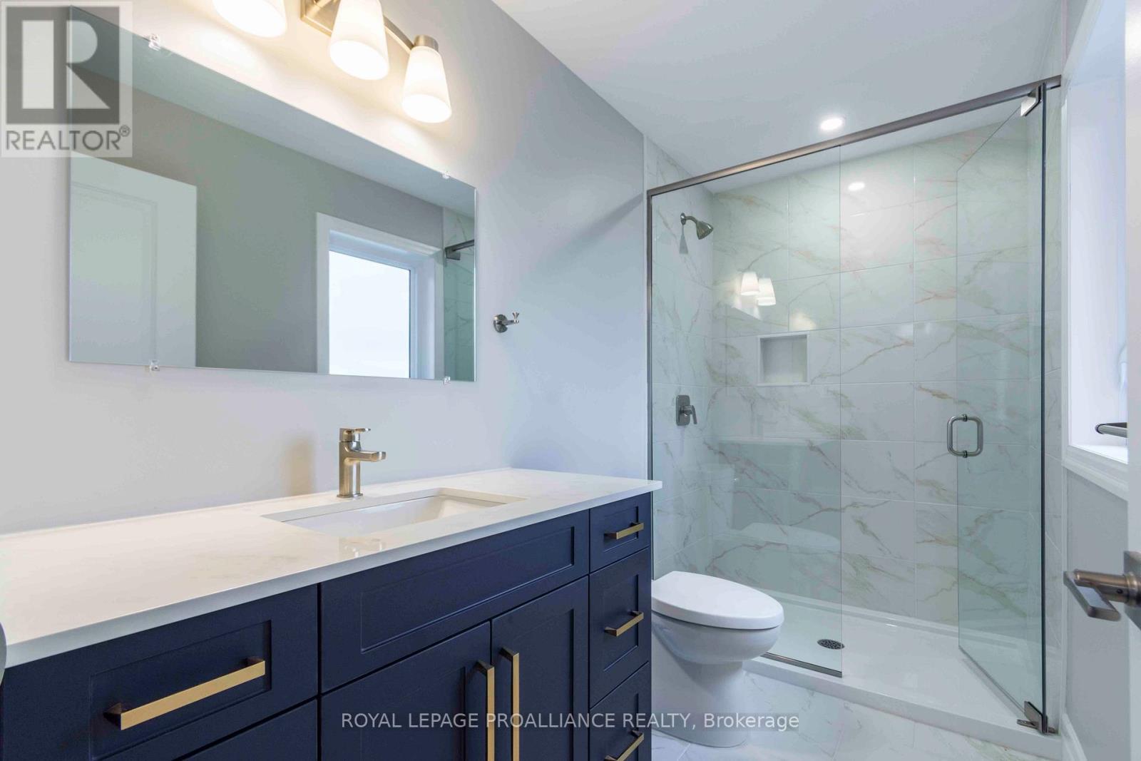 












61 MEAGAN LANE

,
Quinte West (Frankford Ward),




Ontario
K0K2C0

