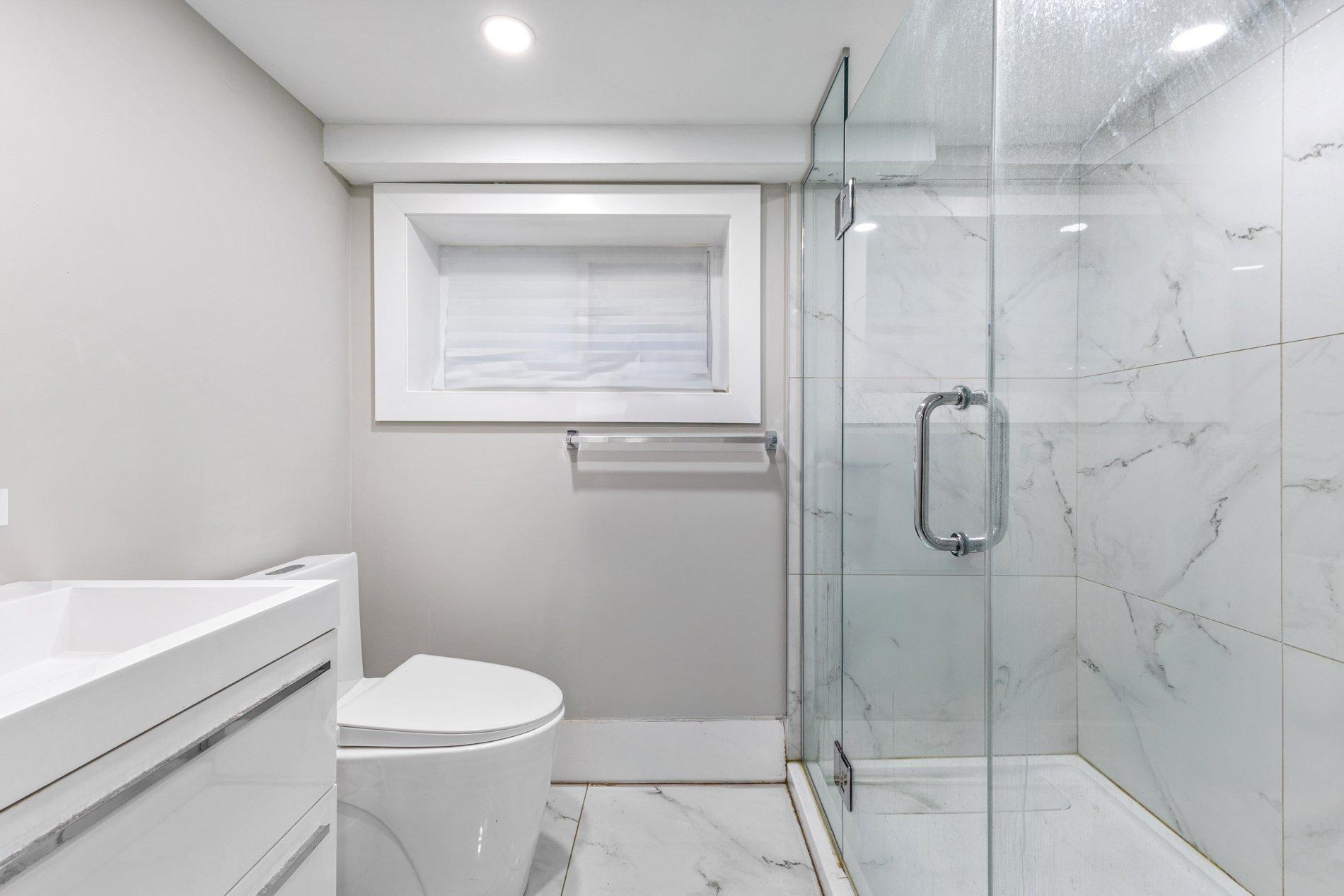









4753

 - 4755


Av. Coolbrook

,
Montréal (Côte-des-Neiges/Notre-Dame-de-Grâce),




QC
H3X2K7

