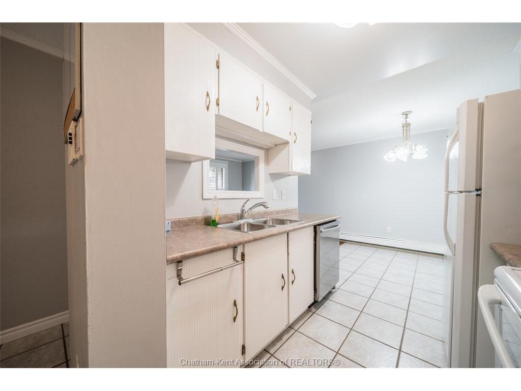 









975


Grand

Avenue West, 309,
Chatham,




ON
N7M 4Z6

