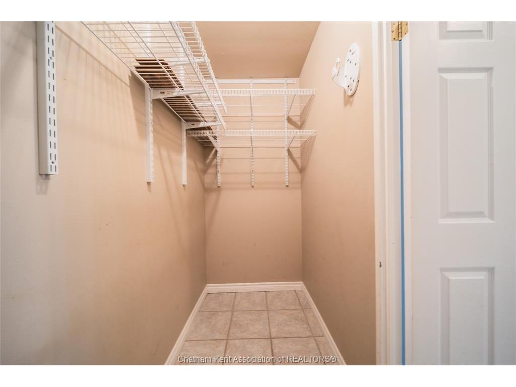 









975


Grand

Avenue West, 309,
Chatham,




ON
N7M 4Z6

