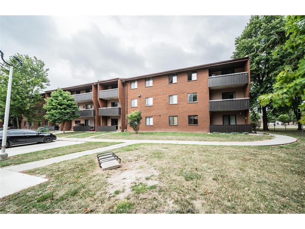 









975


Grand

Avenue West, 309,
Chatham,




ON
N7M 4Z6


