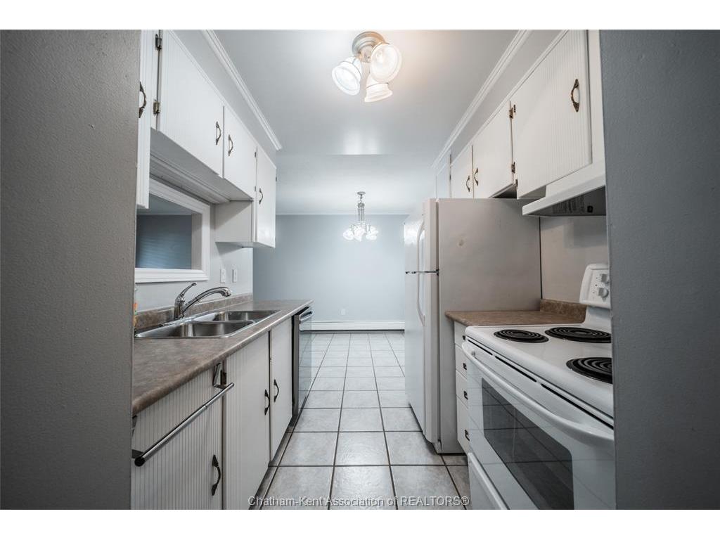 









975


Grand

Avenue West, 309,
Chatham,




ON
N7M 4Z6


