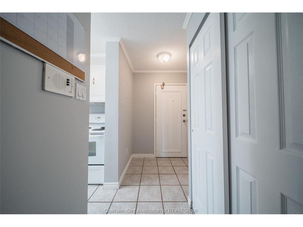 









975


Grand

Avenue West, 309,
Chatham,




ON
N7M 4Z6

