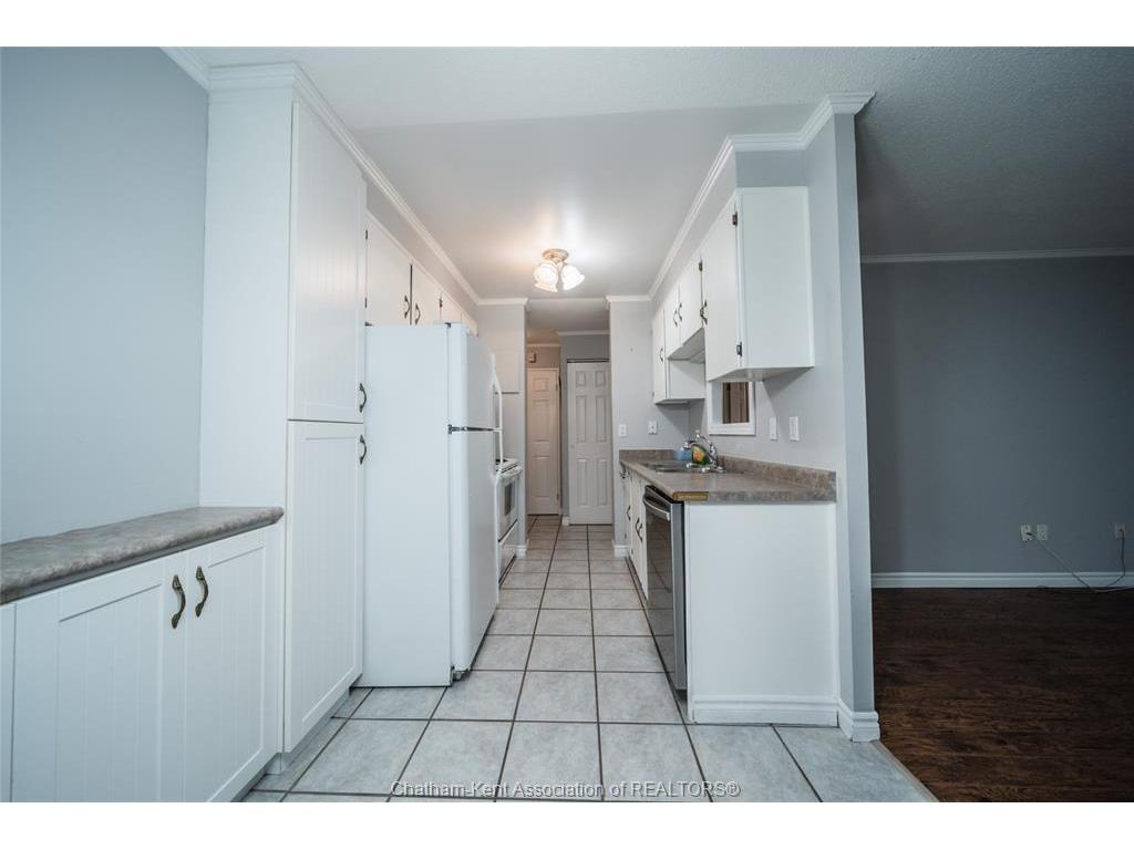 









975


Grand

Avenue West, 309,
Chatham,




ON
N7M 4Z6

