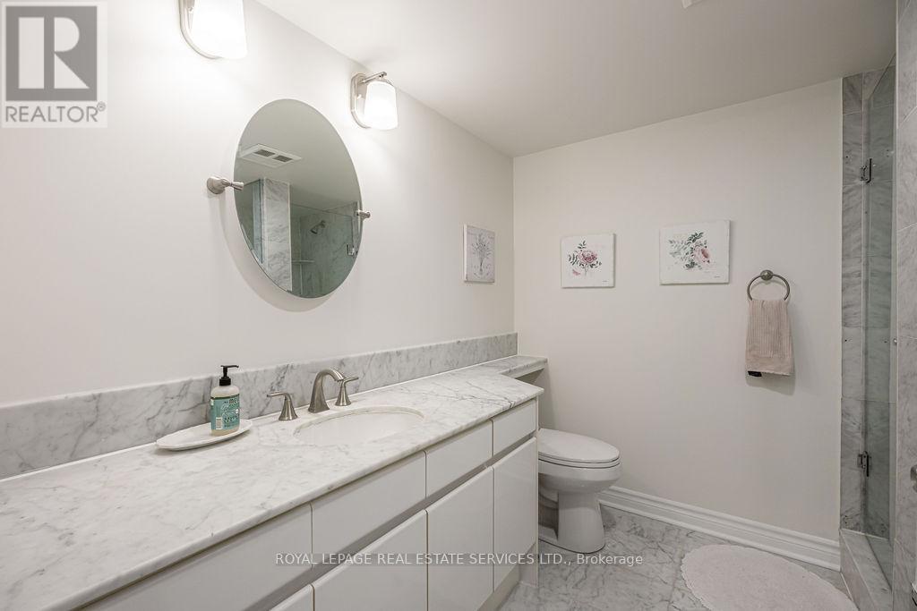 












1503 - 50 LOMBARD STREET

,
Toronto,




Ontario
M5C2X4

