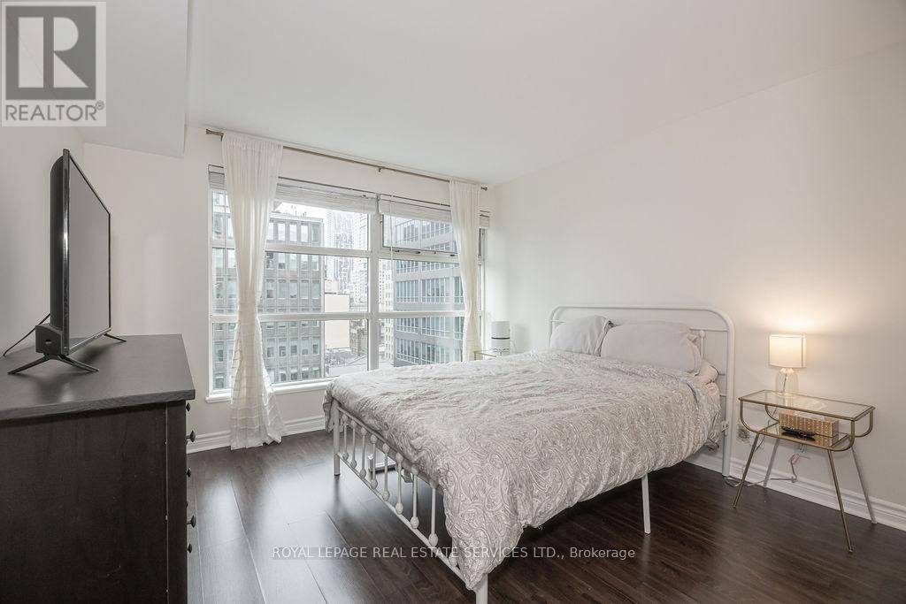 












1503 - 50 LOMBARD STREET

,
Toronto,




Ontario
M5C2X4

