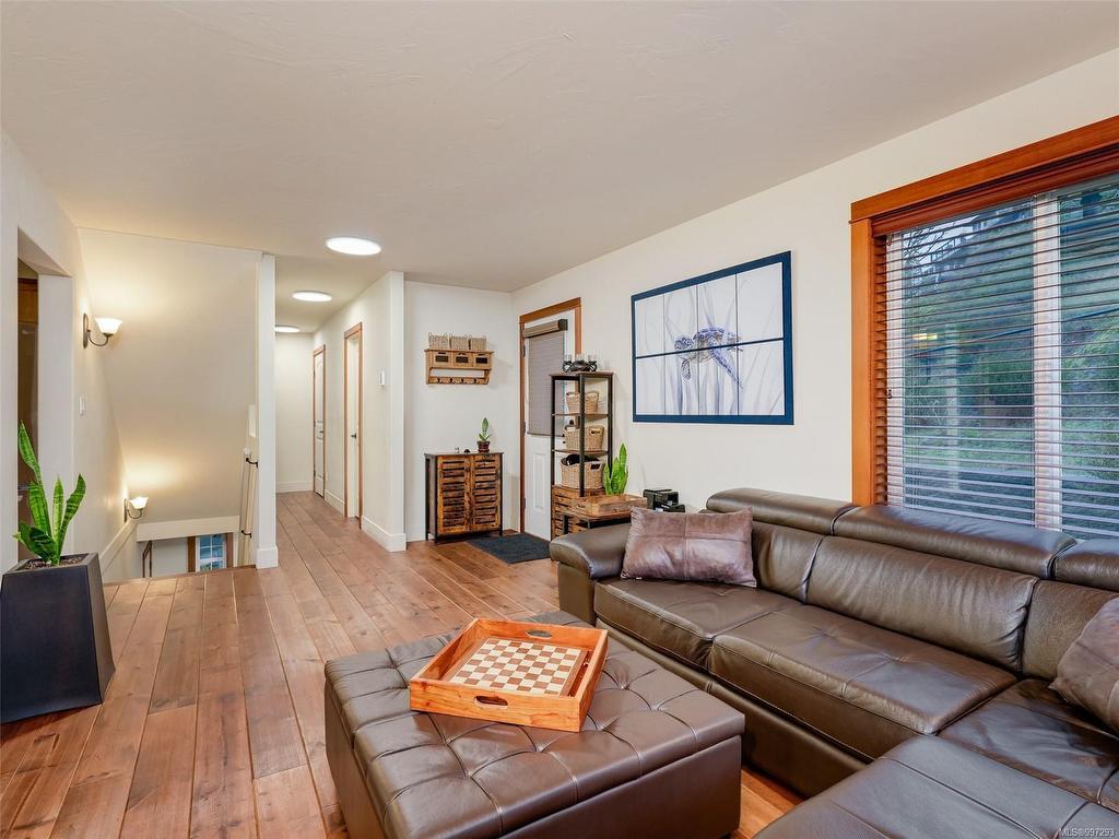 









3369


Sewell

Lane,
Colwood,




BC
V9C 0C1

