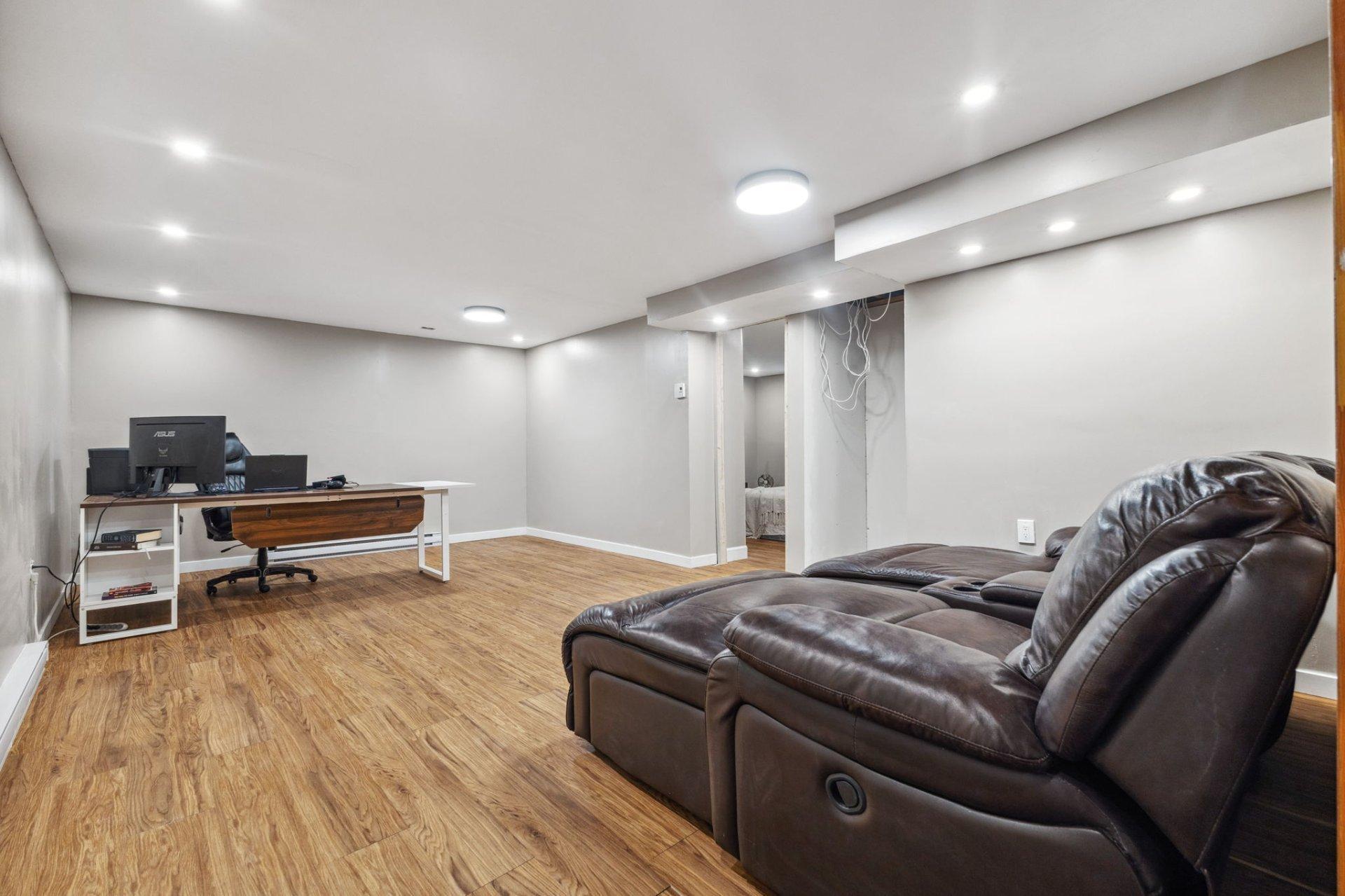 









13


Rue de Sagard

,
Gatineau (Gatineau),




QC
J8V2A3

