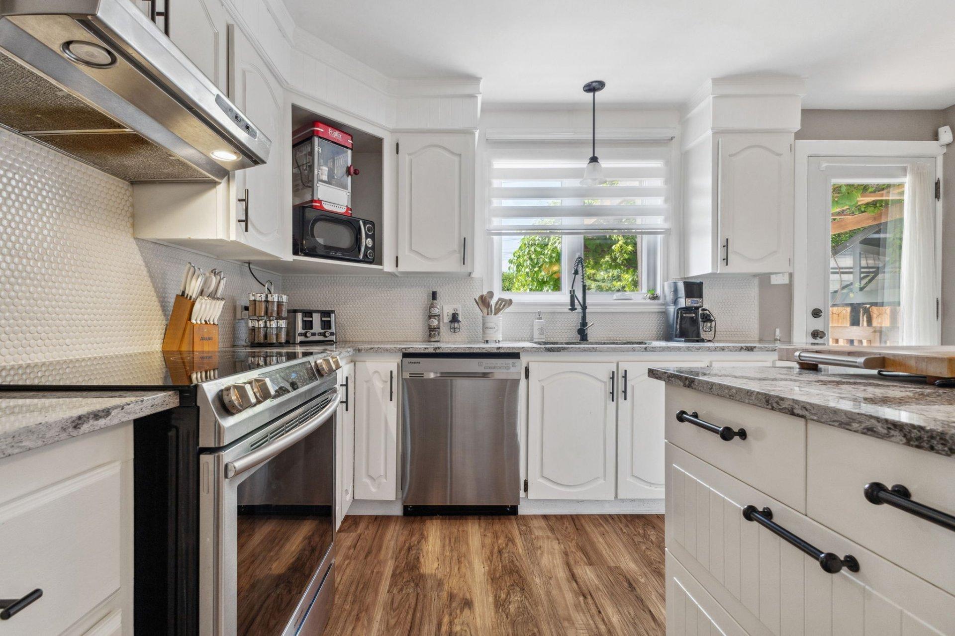 









13


Rue de Sagard

,
Gatineau (Gatineau),




QC
J8V2A3

