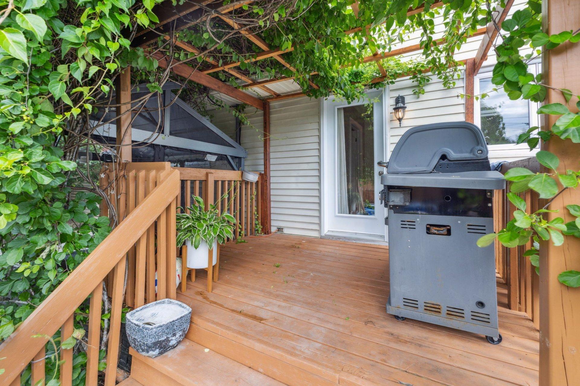 









13


Rue de Sagard

,
Gatineau (Gatineau),




QC
J8V2A3

