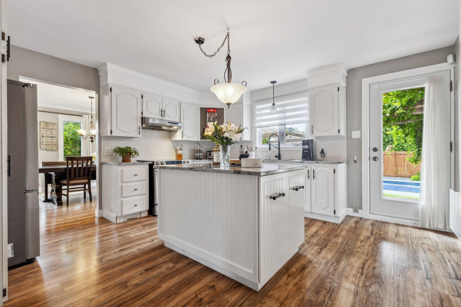 









13


Rue de Sagard

,
Gatineau (Gatineau),




QC
J8V2A3

