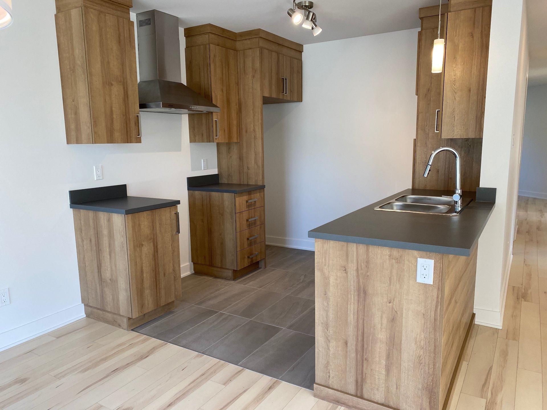 









539


Rue Charlie-Forbell

,
Mont-Tremblant,




QC
J8E0N6

