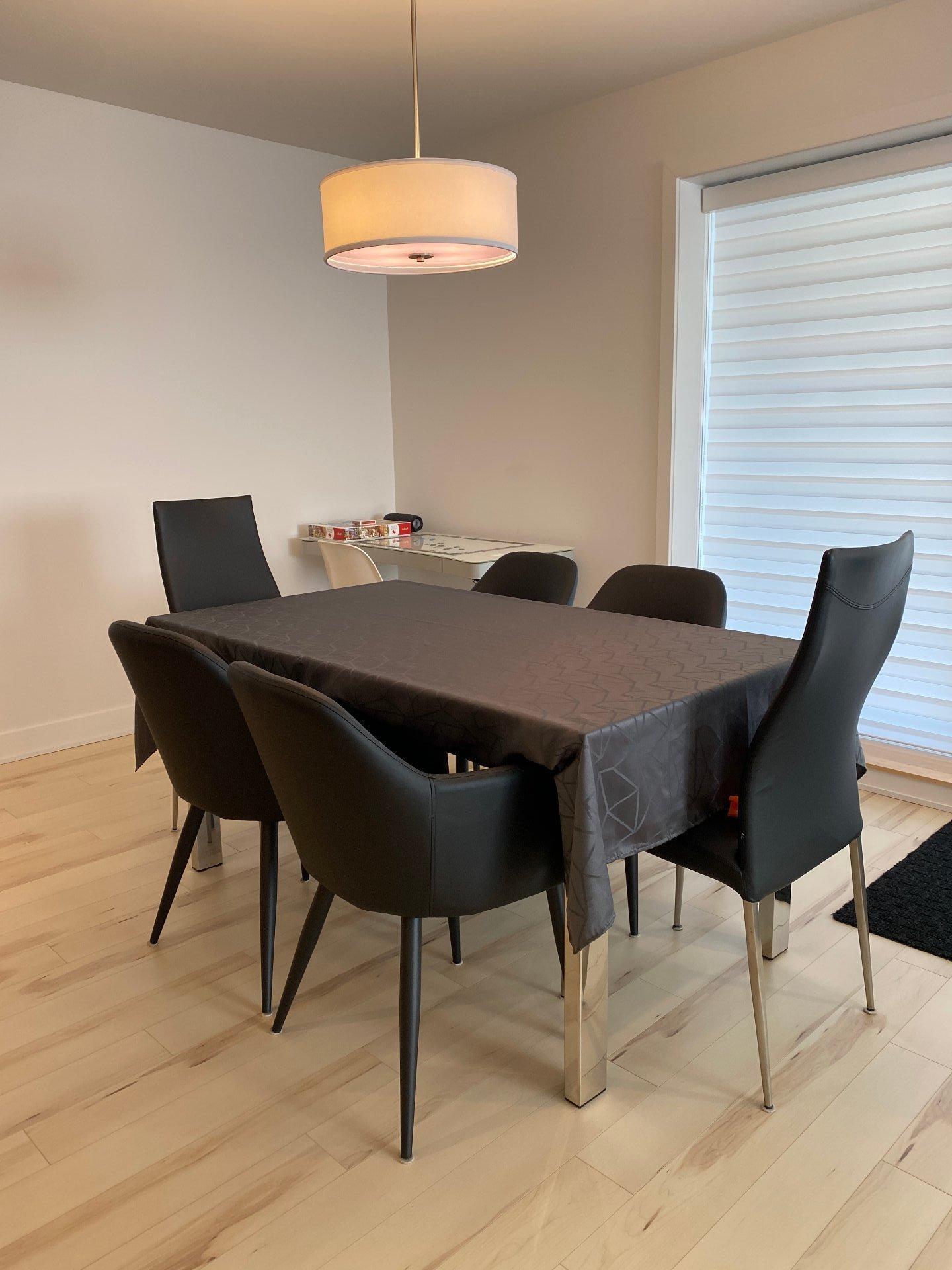









539


Rue Charlie-Forbell

,
Mont-Tremblant,




QC
J8E0N6

