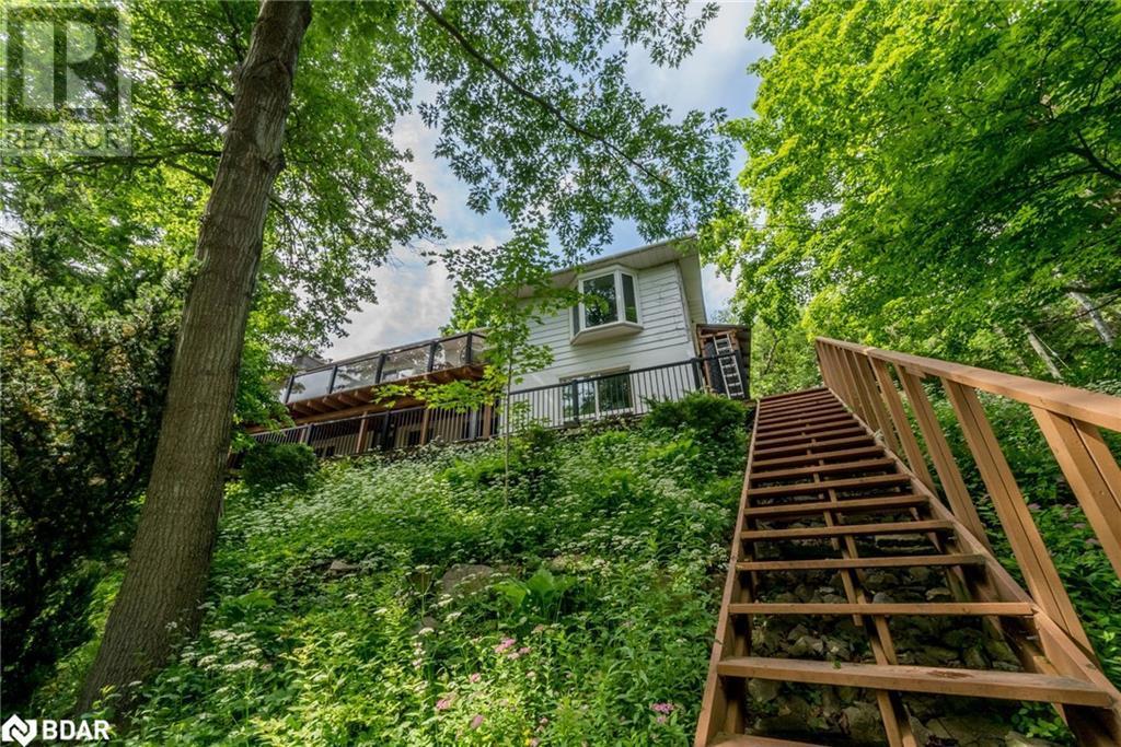 












27 TWEEDLE Street

,
Glen Williams,




Ontario
L7G3S6

