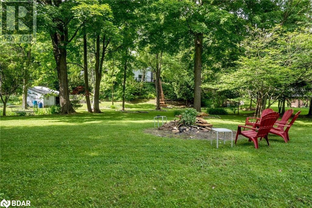 












27 TWEEDLE Street

,
Glen Williams,




Ontario
L7G3S6

